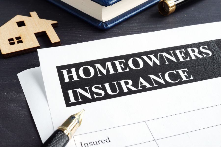 Water damage insurance claim documentation and restoration assessment in Bakersfield